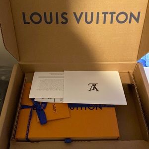LOUIS VUITTON COIN WALLET